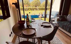 Studio bord du lac terrasse